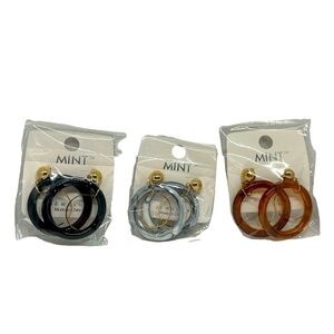 MINT Gold-tone Acrylic Circle Earrings NWT